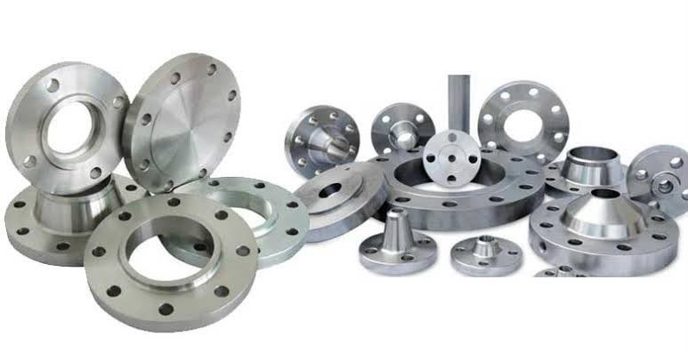 Steel flanges of several types